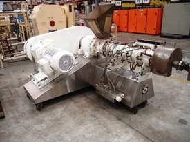 Food Extruder, EXTRU-TECH INC, Former - picture2' - Click to enlarge
