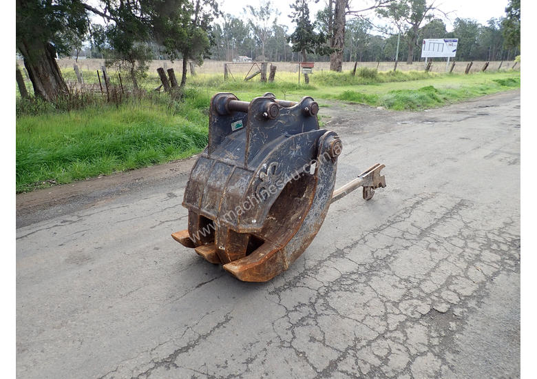 caption EARTHMOVING INDUSTRY ENGINEERING 5 FINGER EXCAVATOR GRAB GRAPPLE SUIT APPROX 10-20T MACHINE CATERPIL