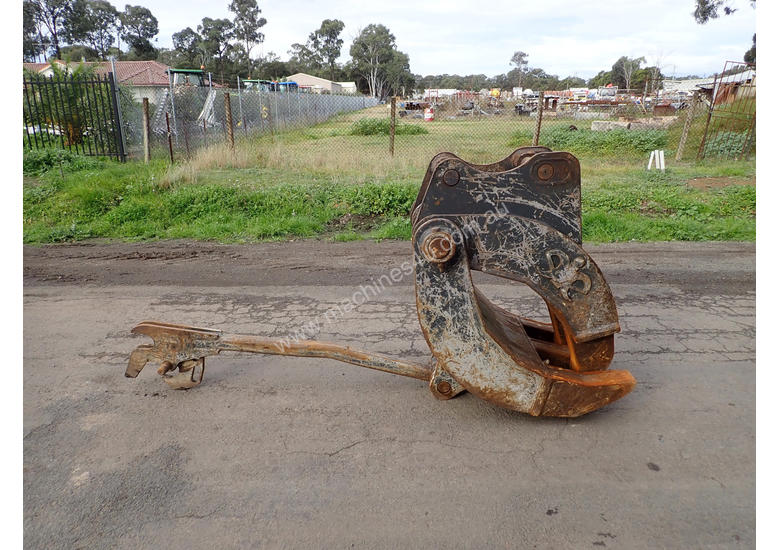 caption EARTHMOVING INDUSTRY ENGINEERING 5 FINGER EXCAVATOR GRAB GRAPPLE SUIT APPROX 10-20T MACHINE CATERPIL