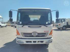 Hino FC 500 Series - picture0' - Click to enlarge