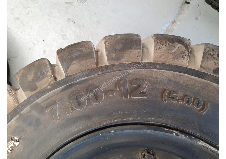 Used advantage Forklift Tyres solid 7 00x12 exchange TCM ONLY Forklift