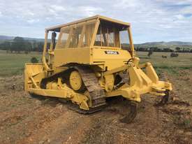 Caterpillar D6H Dozer - picture2' - Click to enlarge