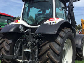 Valtra  N114E FWA/4WD Tractor - picture2' - Click to enlarge