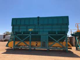 60 cubic metre Feed Hopper & Feed Conveyor with 2 hydraulic tipping grids - picture1' - Click to enlarge