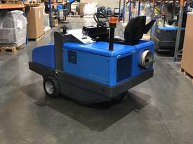 Conquest LPG Ride on Floor Sweeper - picture0' - Click to enlarge