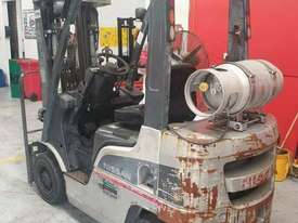 Nissan 1800kg LPG Forklift with 4300mm Three Stage Container Mast - picture0' - Click to enlarge