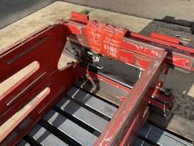 Bale Clamp Side Shifting  - picture2' - Click to enlarge