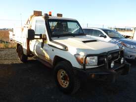 Toyota 2011 Landcruiser Workmate Single Cab Ute - picture0' - Click to enlarge