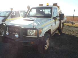 Toyota 2011 Landcruiser Workmate Single Cab Ute - picture1' - Click to enlarge