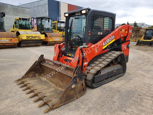KUBOTA SVL75 WITH WIDE TRACKS AND LOW 512 HOURS