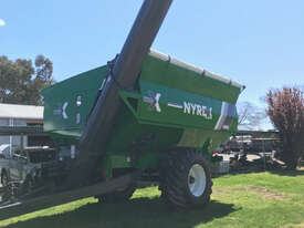 Grain King 32T Haul Out / Chaser Bin Harvester/Header - picture0' - Click to enlarge