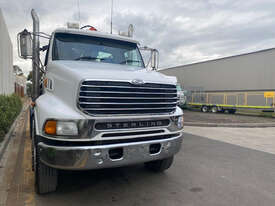 Sterling LT9500 Crane Truck Truck - picture1' - Click to enlarge