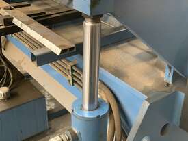 Just In Steelmaster Industrial 2500mm x 4mm Full Hydraulic Panbrake Folder Volt - picture2' - Click to enlarge