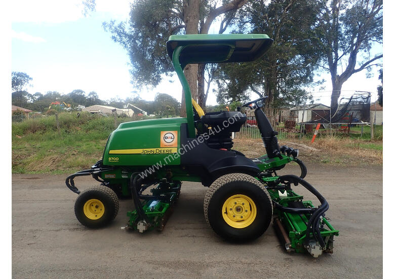 Used 2012 John Deere John Deere 8700 Golf Fairway mower Lawn Equipment