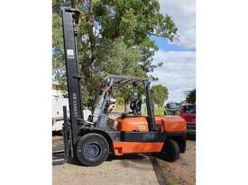 Toyota 6FD50, 5Ton (5.5m LIFT) WideVision Diesel Forklift - picture0' - Click to enlarge