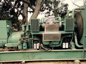 Generator Genset 700kVA Detroit SS-149T V12 quad turbo 2 stroke diesel - picture0' - Click to enlarge