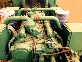 Generator Genset 700kVA Detroit SS-149T V12 quad turbo 2 stroke diesel - picture0' - Click to enlarge