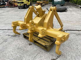 CAT D6N Dozer Multi Shank Rippers DOZATT - picture0' - Click to enlarge
