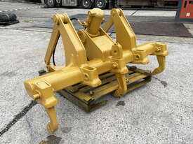 CAT D6N Dozer Multi Shank Rippers DOZATT - picture0' - Click to enlarge