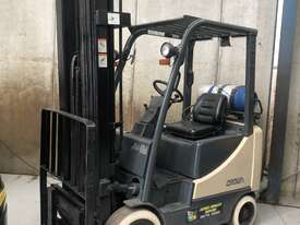 Crown Forklift Narrow Aisle  - picture0' - Click to enlarge