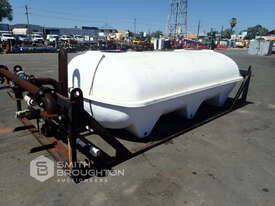 SKID MOUNTED 7000 LITRE FIBREGLASS TANK - picture1' - Click to enlarge