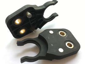 HSK25E Tool Holding Forks Plastic Clip Fingers for ATC CNC Milling Machine - picture0' - Click to enlarge