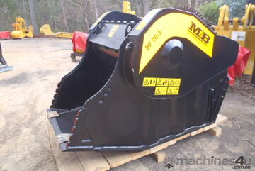MB   Crusher Bucket BF120.4