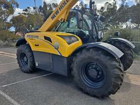 2022 New Holland T7.42 Elite Telehandler - picture0' - Click to enlarge