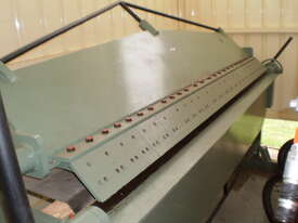 Pan brake sheet metal folders - picture0' - Click to enlarge