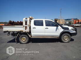 2014 TOYOTA HILUX KUN26R 4X4 DUAL CAB TRAY BACK UTE - picture0' - Click to enlarge