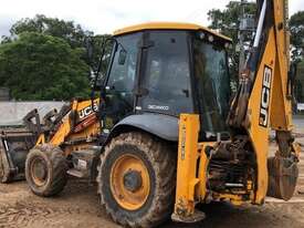 JCB 3cx-eco - picture2' - Click to enlarge