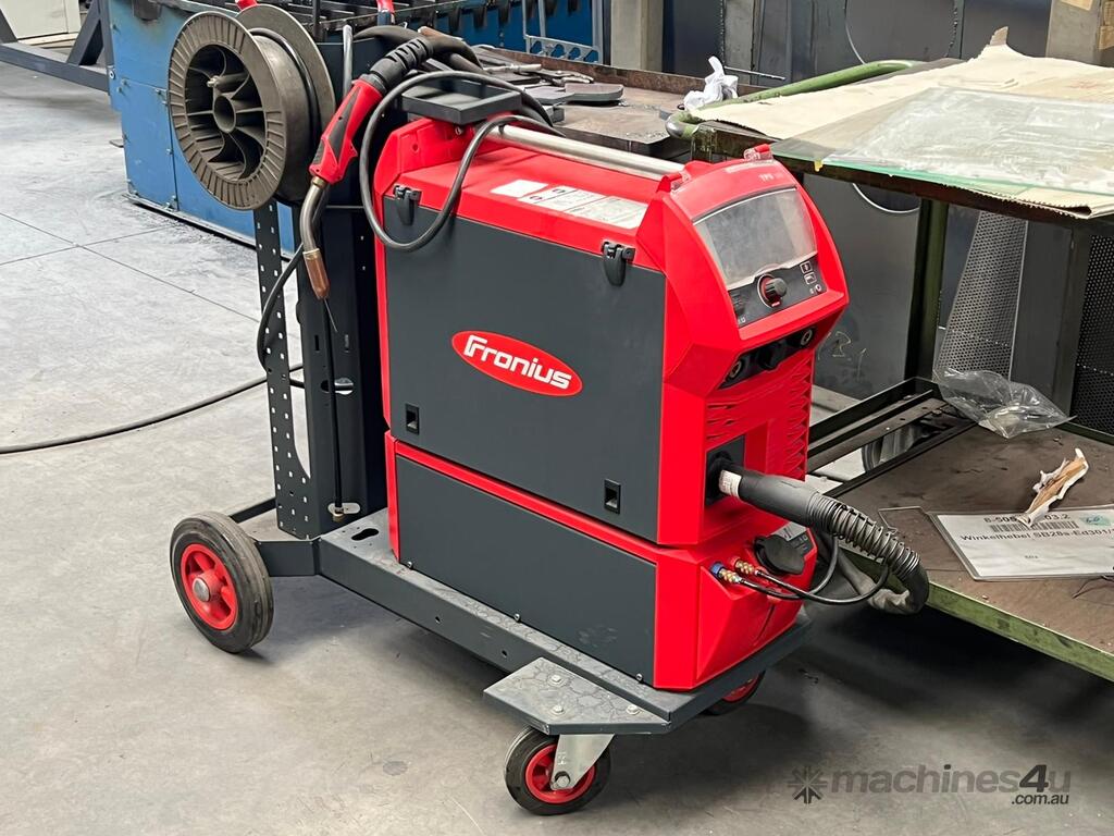 Used 2019 fronius Welding machine FRONIUS TPS320i 4x Welding Tables