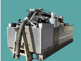 Hooklift Vacuum Tank - picture0' - Click to enlarge