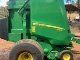 2018 John Deere 560R Round Balers - picture1' - Click to enlarge