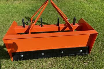 Box Blade Barrett 3PL 4ft with rippers  