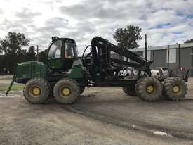 Used 2013 John Deere 1910E Forwarder - picture1' - Click to enlarge