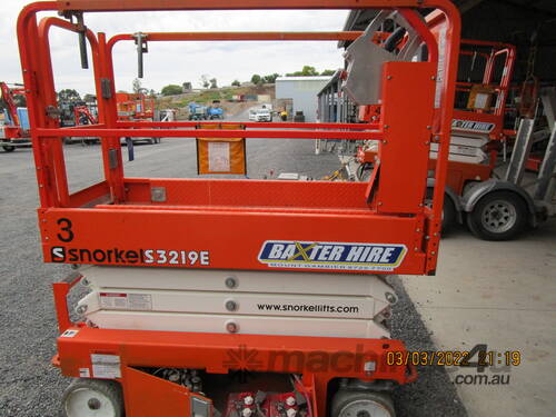 SNORKEL S3219E ELECTRIC SCISSOR LIFT