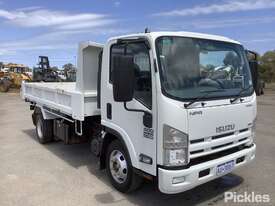 2013 Isuzu NPR 400 Medium - picture0' - Click to enlarge