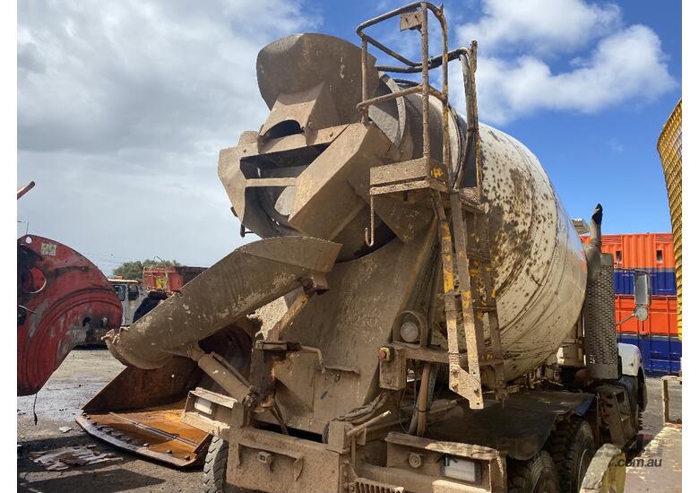 Buy Used 2106 Mack Mack Metroliner Cement Truck Concrete Trucks in