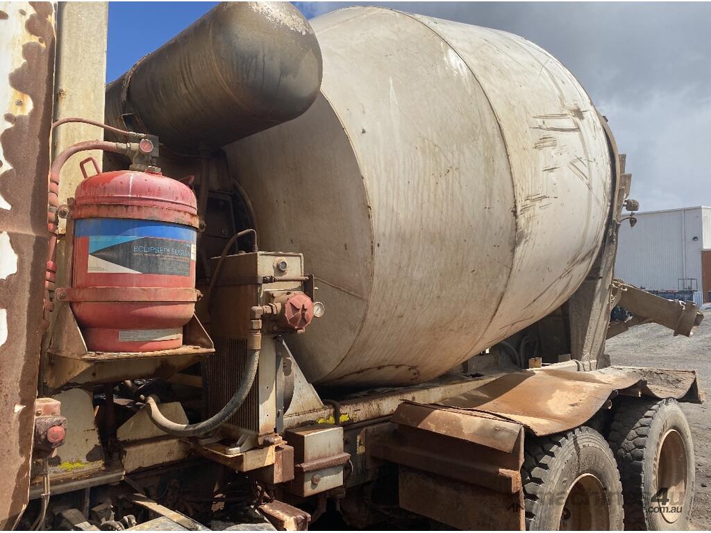 Buy Used 2106 Mack Mack Metroliner Cement Truck Concrete Trucks In