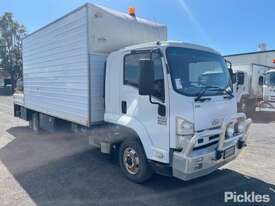 2011 Isuzu FRR600 - picture0' - Click to enlarge