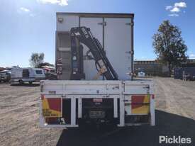 2011 Isuzu FRR600 - picture1' - Click to enlarge