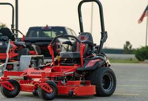 Gravely Pro-Turn ZX 52 Gravely Pro-Turn ZX 52