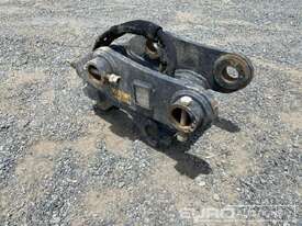 Geith Quick Hitch to suit Bobcat E85 - picture0' - Click to enlarge