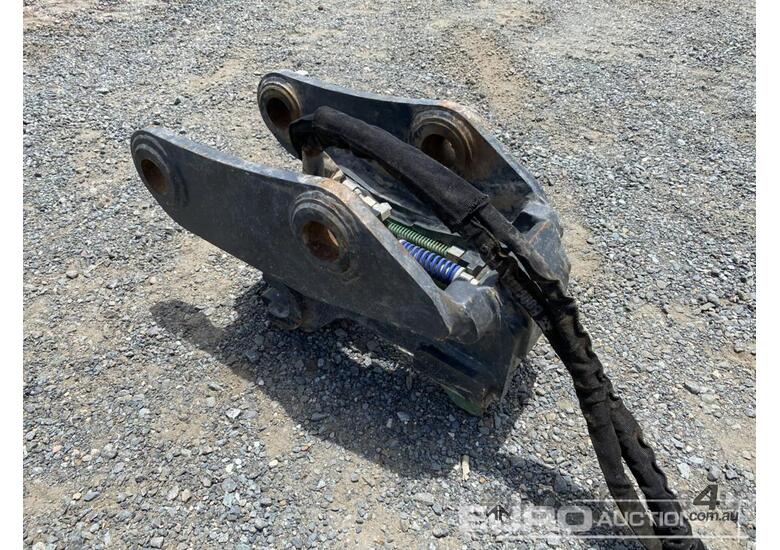 Used geith Geith Quick Hitch to suit Bobcat E85 Quick Hitch in