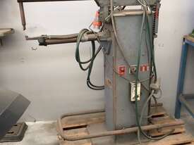 NORMAN spot Welder 35kVA - picture0' - Click to enlarge