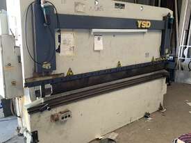 Hydralic Press Brake. - picture0' - Click to enlarge