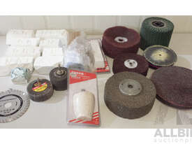 Buffing and Polishing Wheels/Discs and Metal Polishing Compounds - picture0' - Click to enlarge