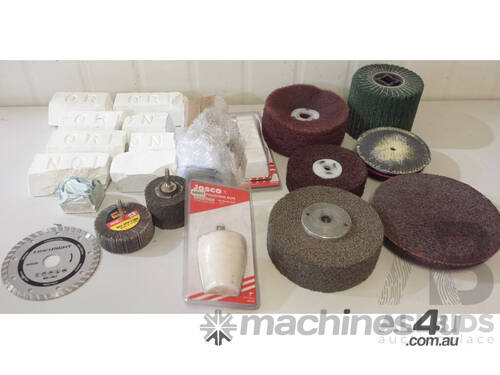 Buffing and Polishing Wheels/Discs and Metal Polishing Compounds