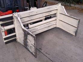 Cascade Bale Clamp - picture1' - Click to enlarge